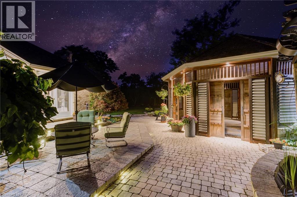 












14 JAMES Court

,
Heidelberg,




Ontario
N0B2M1

