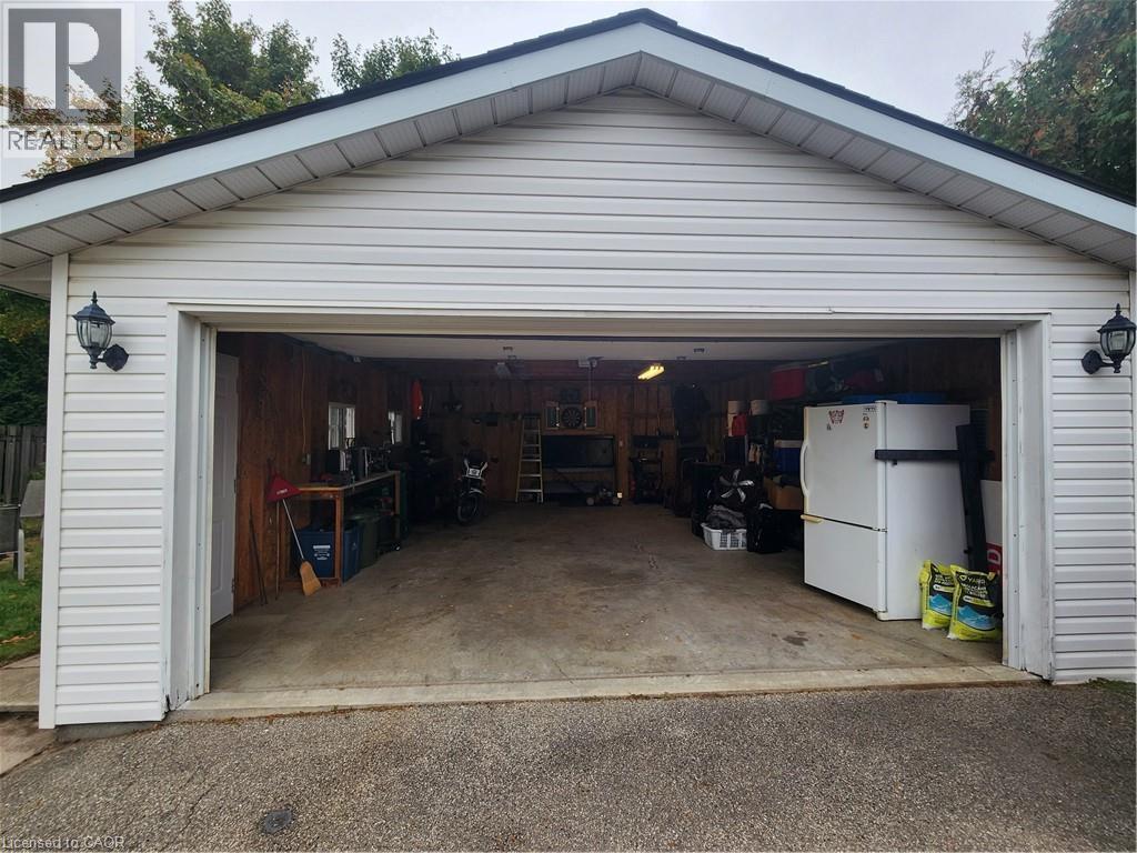 












130 BALMORAL Drive

,
Brantford,




Ontario
N3R5C4

