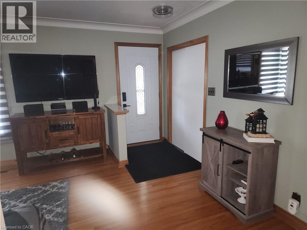 












130 BALMORAL Drive

,
Brantford,




Ontario
N3R5C4

