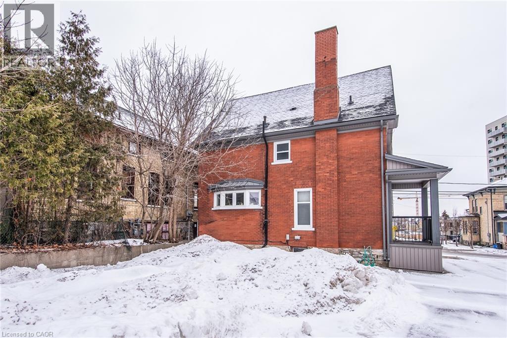 












94 SCOTT Street

,
Kitchener,




Ontario
N2H2R5

