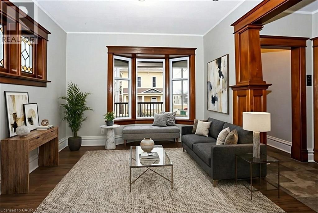 












94 SCOTT Street

,
Kitchener,




Ontario
N2H2R5

