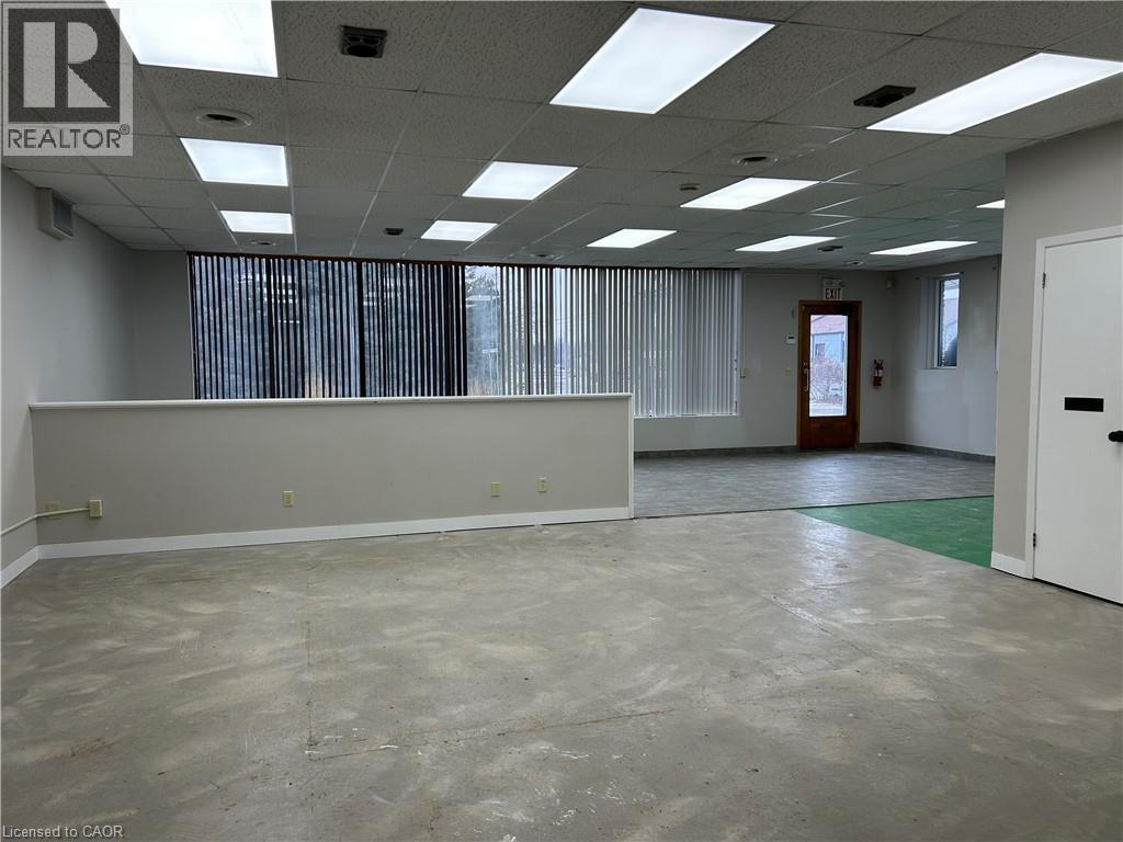 












607 BANK Street

,
Simcoe,




Ontario
N3Y3N3

