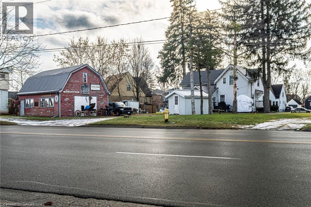 












PT LT 17 QUEENSWAY W

,
Simcoe,




Ontario
N3Y2M6

