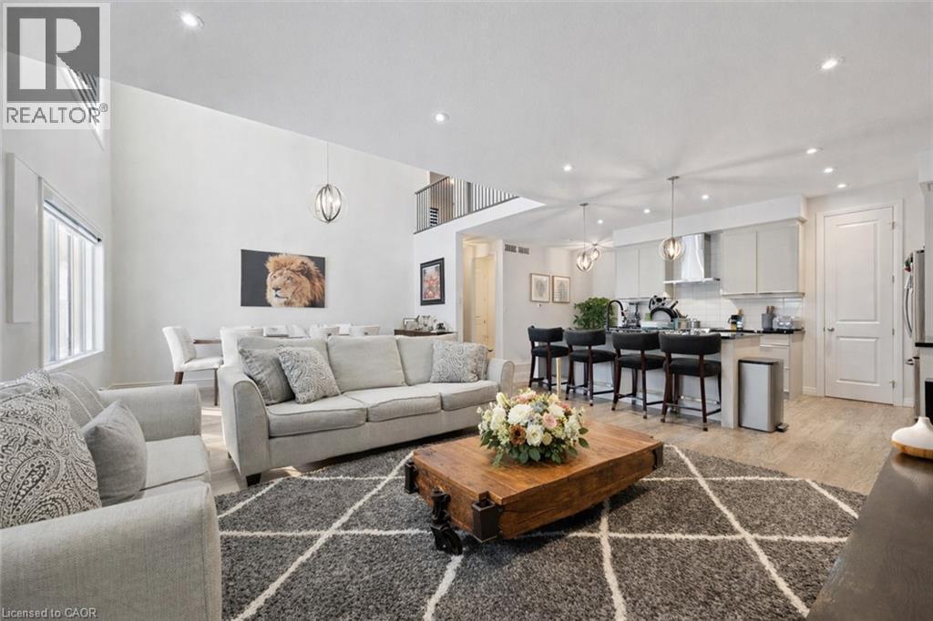 












972 STONECLIFFE Walk Unit# 18

,
Kitchener,




Ontario
N2P0K5

