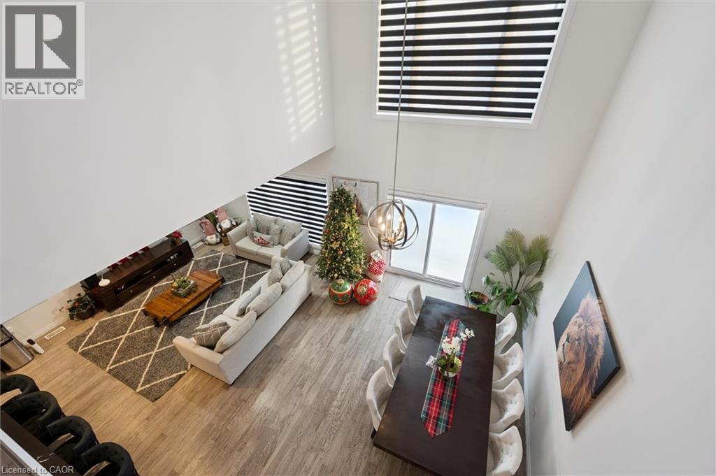 












972 STONECLIFFE Walk Unit# 18

,
Kitchener,




Ontario
N2P0K5

