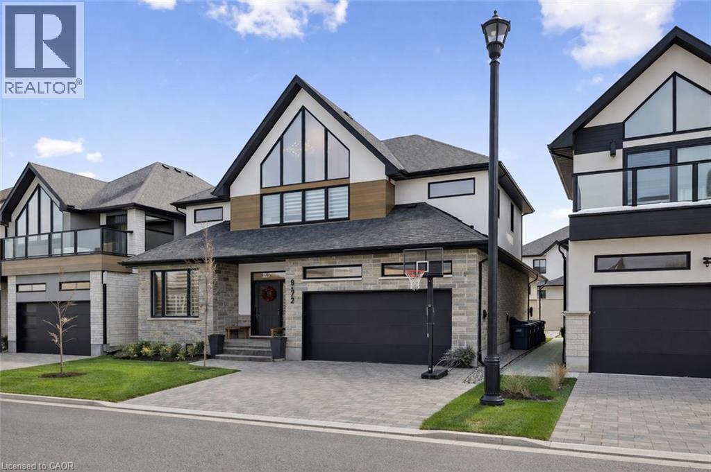 












972 STONECLIFFE Walk Unit# 18

,
Kitchener,




Ontario
N2P0K5

