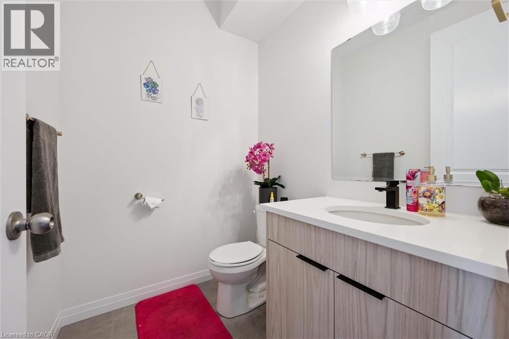 












972 STONECLIFFE Walk Unit# 18

,
Kitchener,




Ontario
N2P0K5

