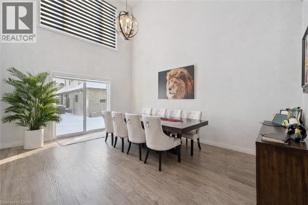 












972 STONECLIFFE Walk Unit# 18

,
Kitchener,




Ontario
N2P0K5

