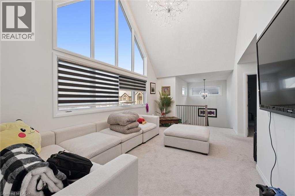 












972 STONECLIFFE Walk Unit# 18

,
Kitchener,




Ontario
N2P0K5

