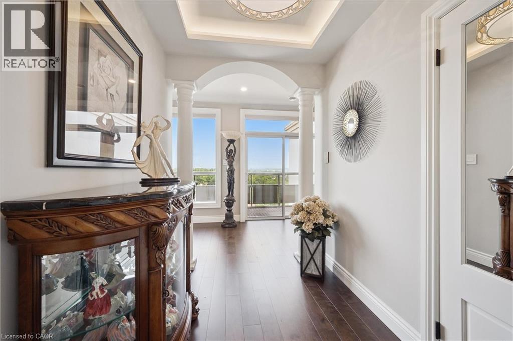 












255 KEATS Way Unit# 1404

,
Waterloo,




Ontario
N2L6N6

