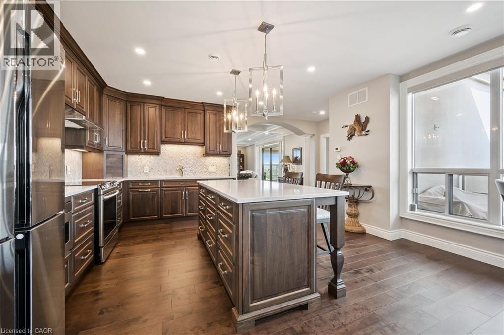 












255 KEATS Way Unit# 1404

,
Waterloo,




Ontario
N2L6N6

