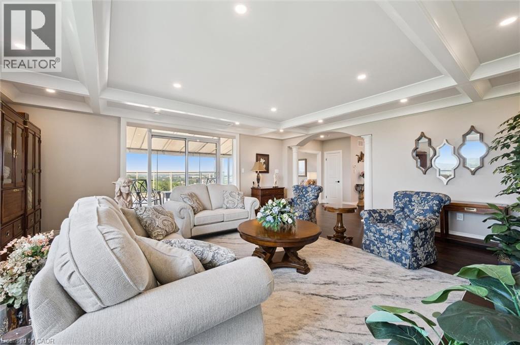 












255 KEATS Way Unit# 1404

,
Waterloo,




Ontario
N2L6N6

