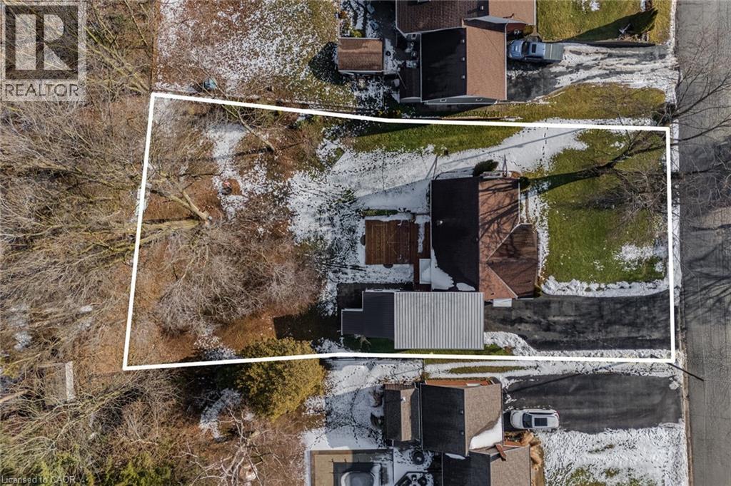 












25 CHARLTON Crescent

,
Simcoe,




Ontario
N3Y1A8

