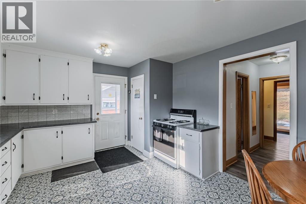 












25 CHARLTON Crescent

,
Simcoe,




Ontario
N3Y1A8

