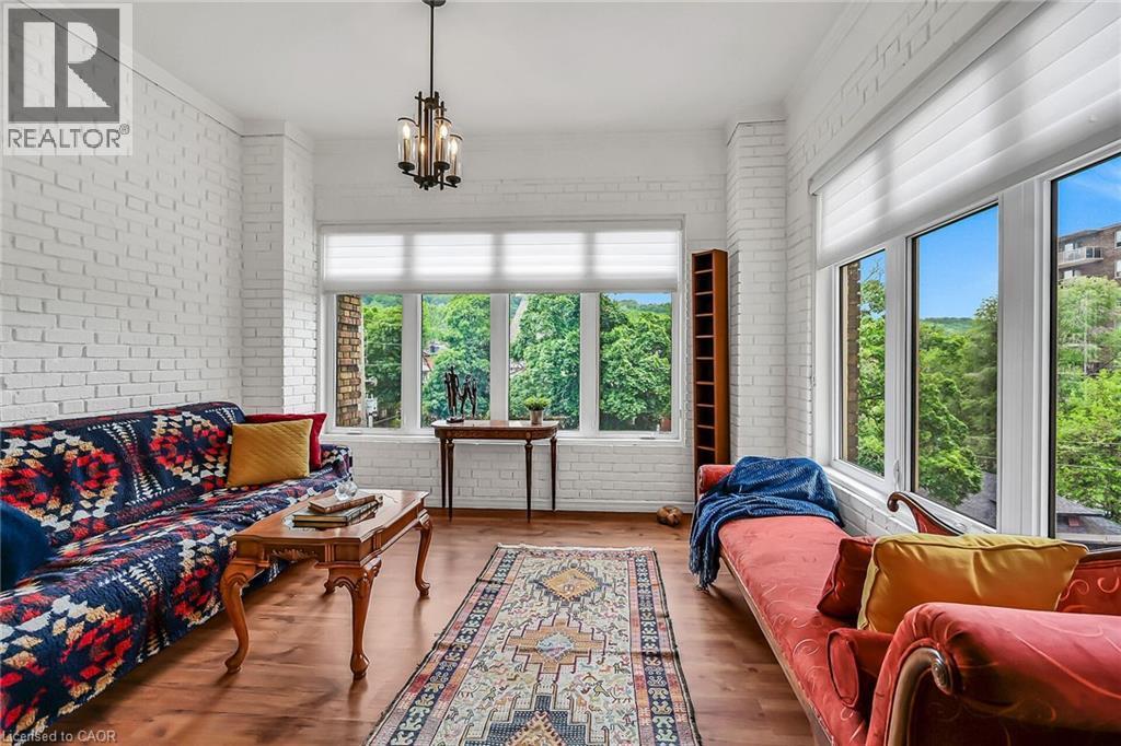 












86 HERKIMER Street Unit# PH41

,
Hamilton,




Ontario
L8P2G7

