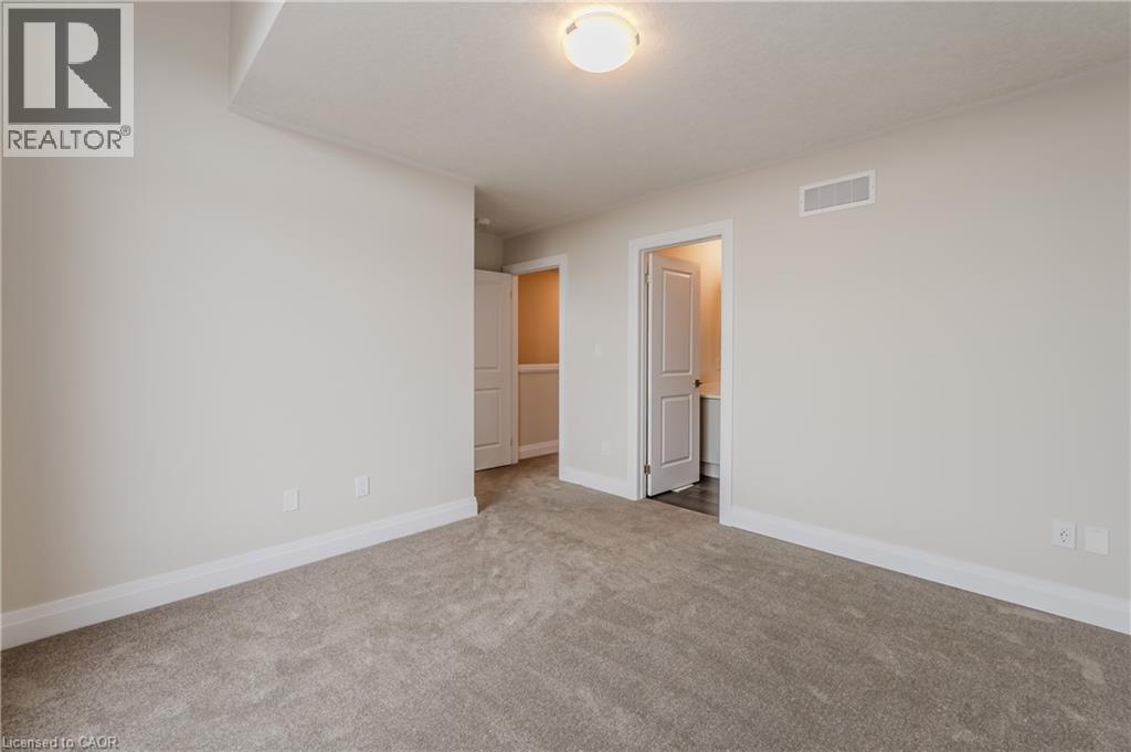 












271 GREY SILO Road Unit# 67

,
Waterloo,




Ontario
N2K0E9

