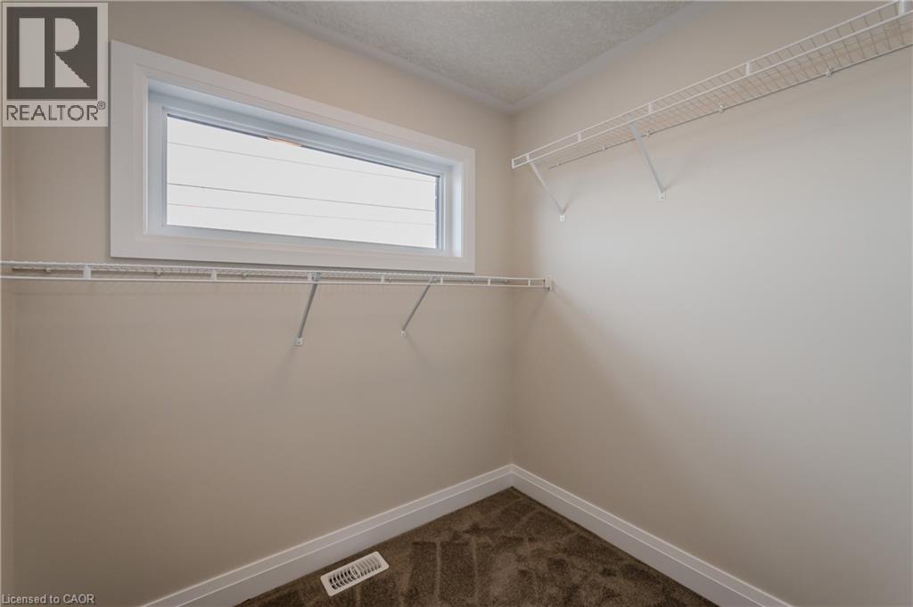 












271 GREY SILO Road Unit# 67

,
Waterloo,




Ontario
N2K0E9

