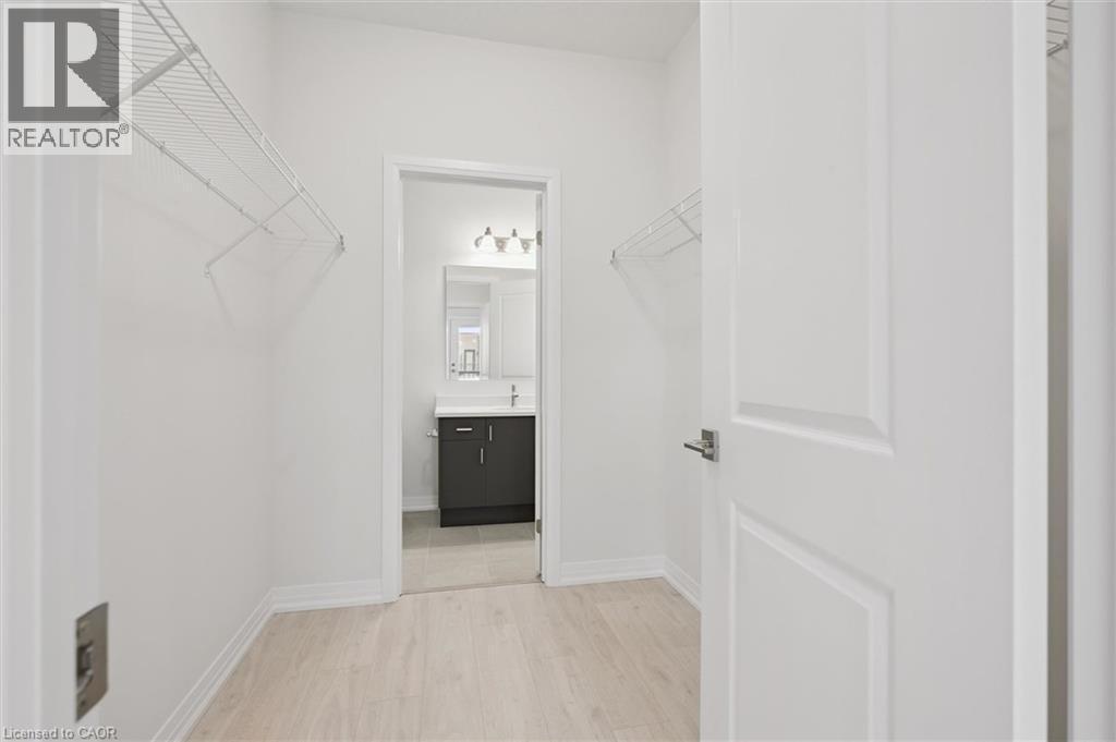 












525 ERINBROOK Drive Unit# B039

,
Kitchener,




Ontario
N2E0L4

