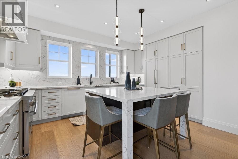 












100 WATERSHORE Drive Unit# 7

,
Stoney Creek,




Ontario
L8E0C1

