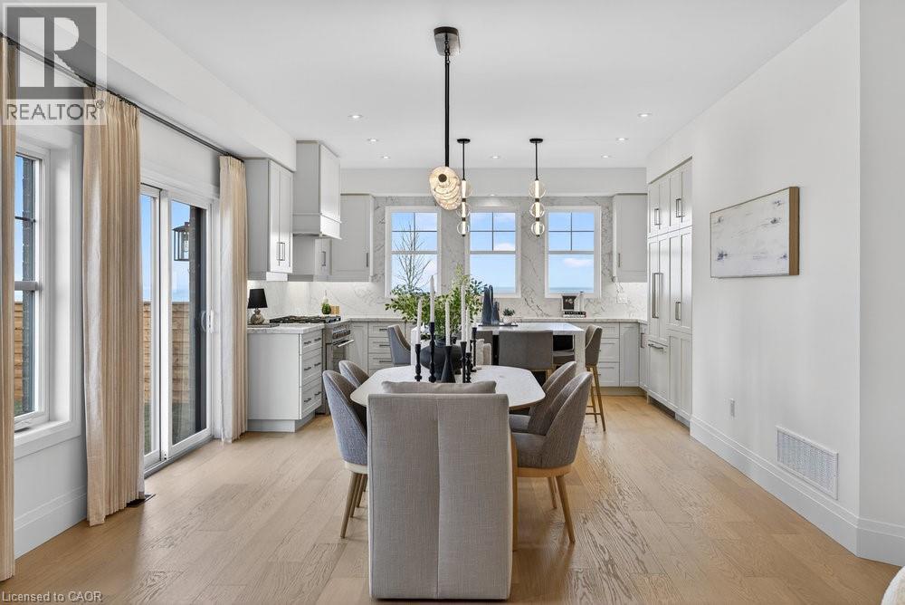 












100 WATERSHORE Drive Unit# 7

,
Stoney Creek,




Ontario
L8E0C1

