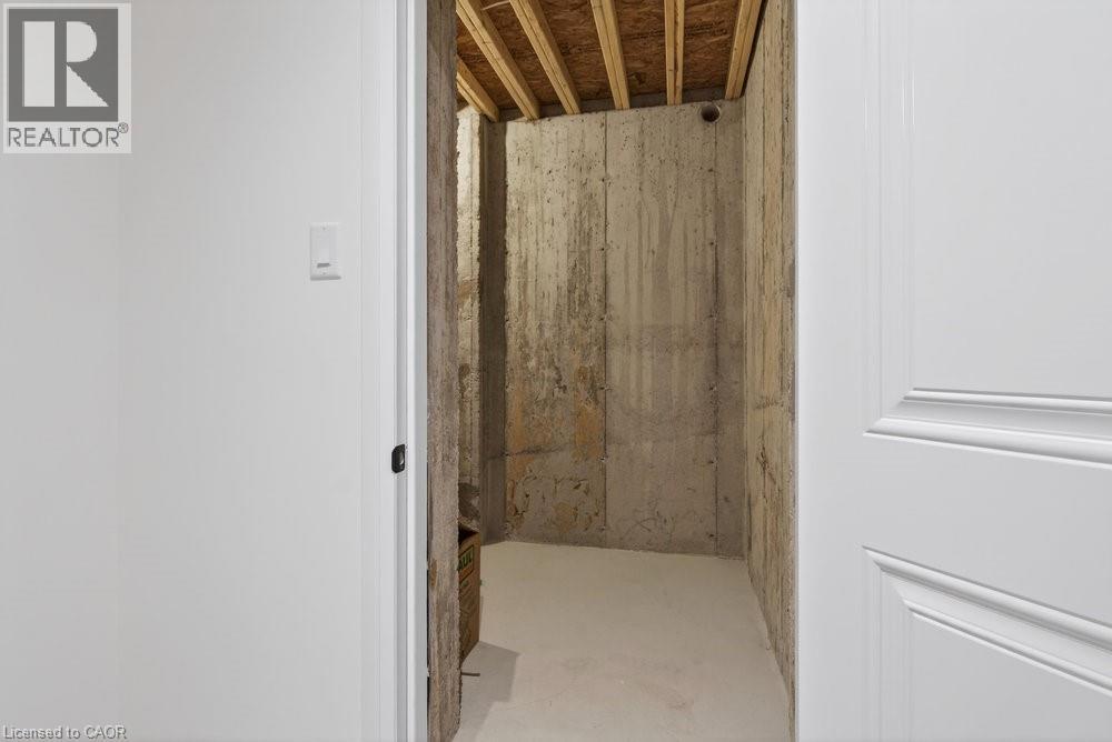 












100 WATERSHORE Drive Unit# 7

,
Stoney Creek,




Ontario
L8E0C1

