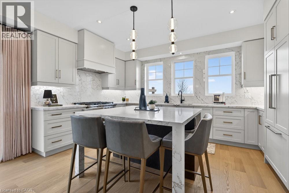 












100 WATERSHORE Drive Unit# 7

,
Stoney Creek,




Ontario
L8E0C1

