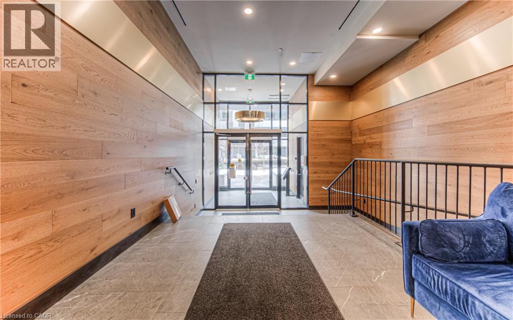 












145 COLUMBIA Street W Unit# 1210

,
Waterloo,




Ontario
N2L0K7

