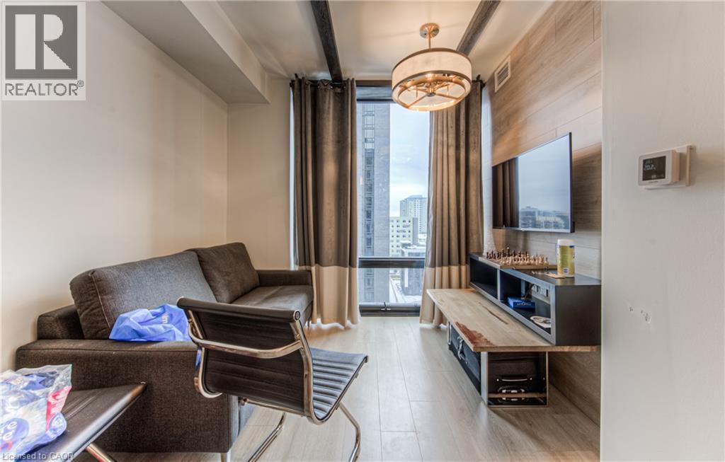 












145 COLUMBIA Street W Unit# 1210

,
Waterloo,




Ontario
N2L0K7

