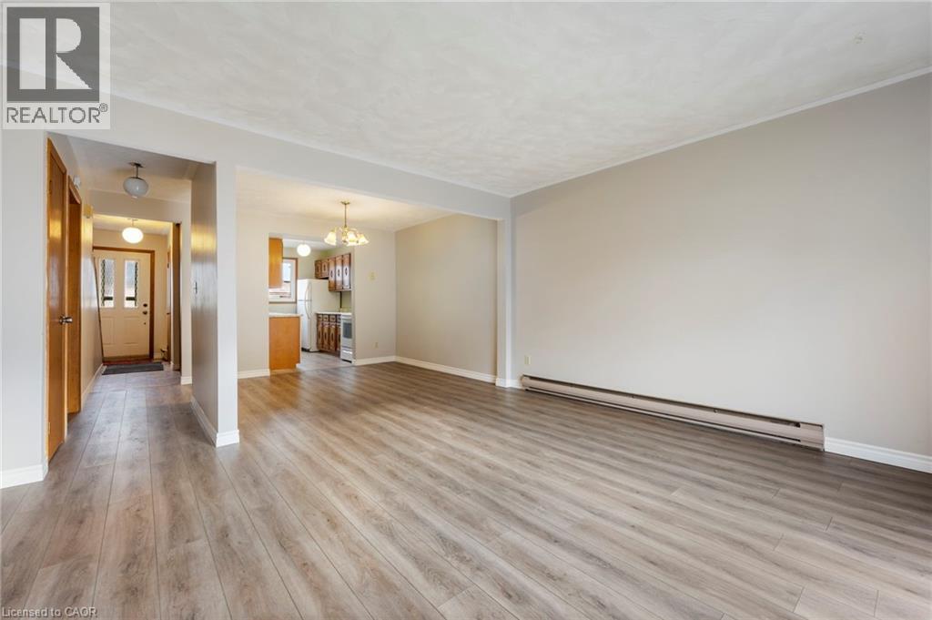 












10 MONTCLAIR Crescent Unit# 5

,
Simcoe,




Ontario
N3Y4R9

