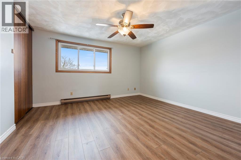 












10 MONTCLAIR Crescent Unit# 5

,
Simcoe,




Ontario
N3Y4R9

