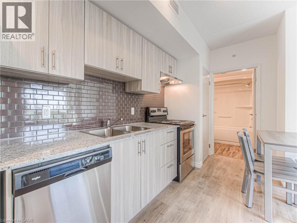












275 LARCH Street Unit# F501

,
Waterloo,




Ontario
N2L3R2

