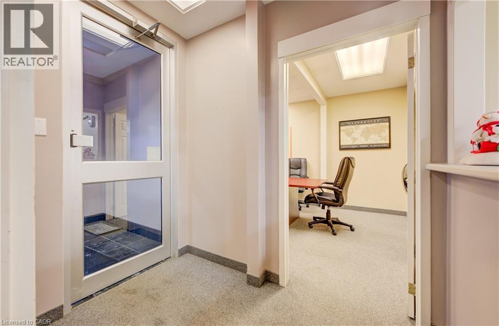 












30 RIDGEWAY Circle

,
Woodstock,




Ontario
N4V1C9

