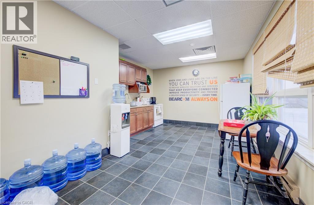 












30 RIDGEWAY Circle

,
Woodstock,




Ontario
N4V1C9

