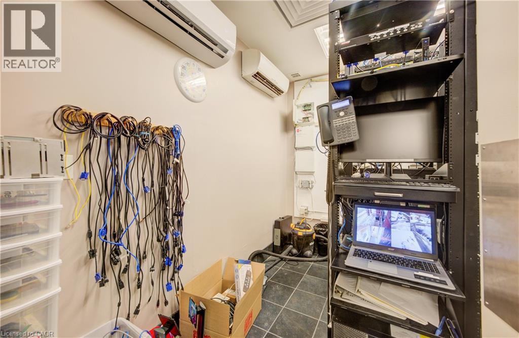 












30 RIDGEWAY Circle

,
Woodstock,




Ontario
N4V1C9

