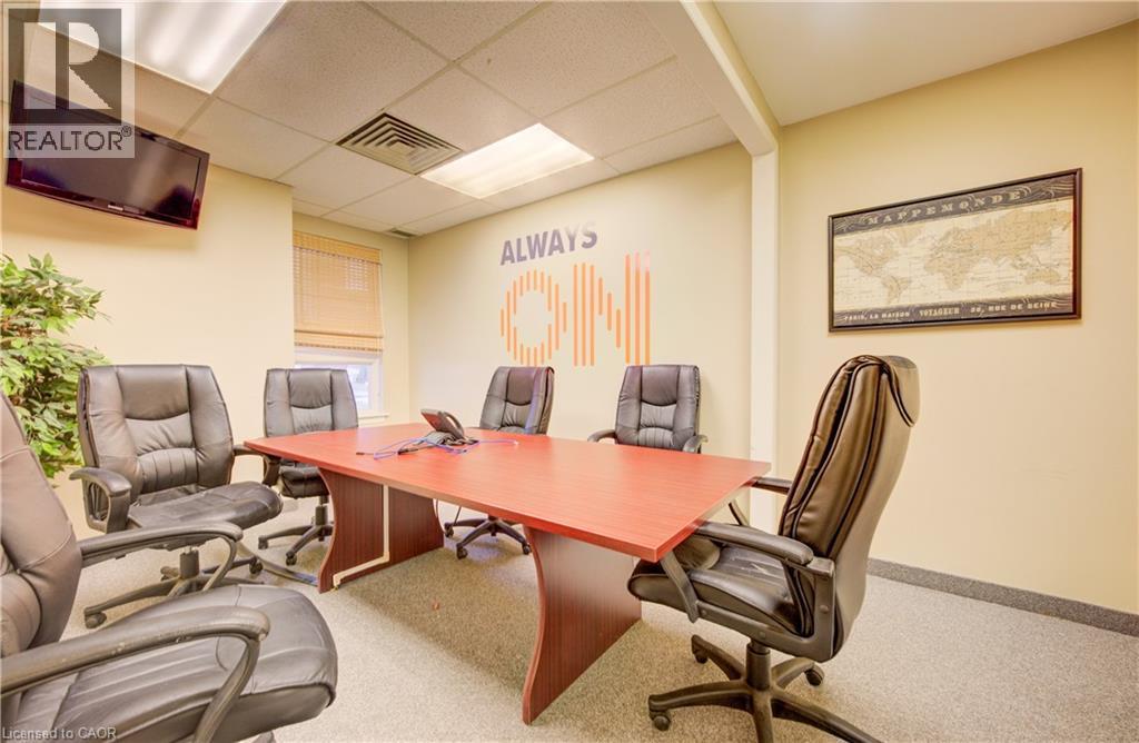 












30 RIDGEWAY Circle

,
Woodstock,




Ontario
N4V1C9

