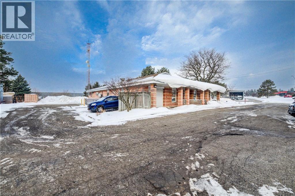 












30 RIDGEWAY Circle

,
Woodstock,




Ontario
N4V1C9

