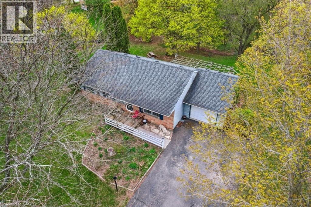 












39 BANNOCKBURN Road

,
Kitchener,







Ontario
N2R1M1

