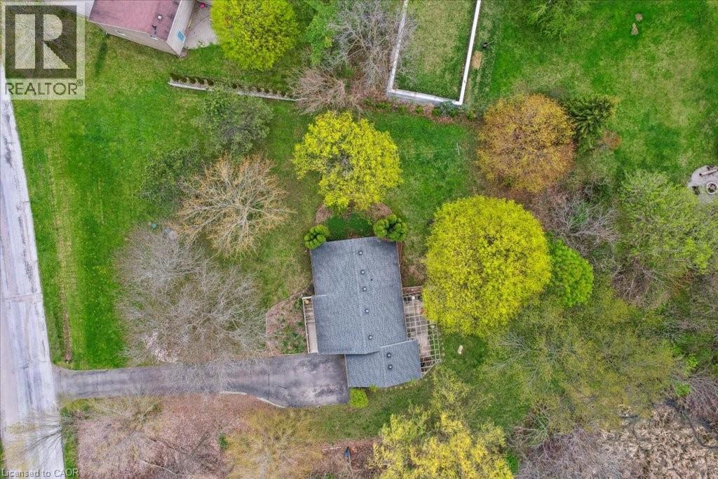 












39 BANNOCKBURN Road

,
Kitchener,







Ontario
N2R1M1

