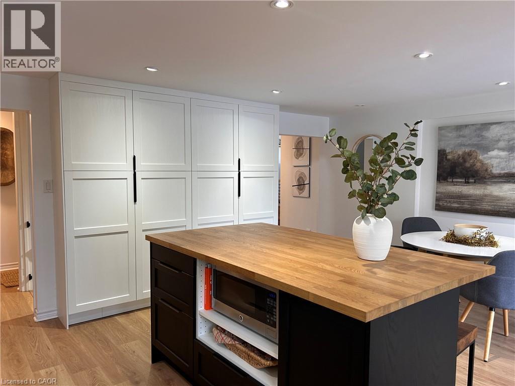 












657 WINDHAM ROAD 14

,
Simcoe,




Ontario
N3Y4K6

