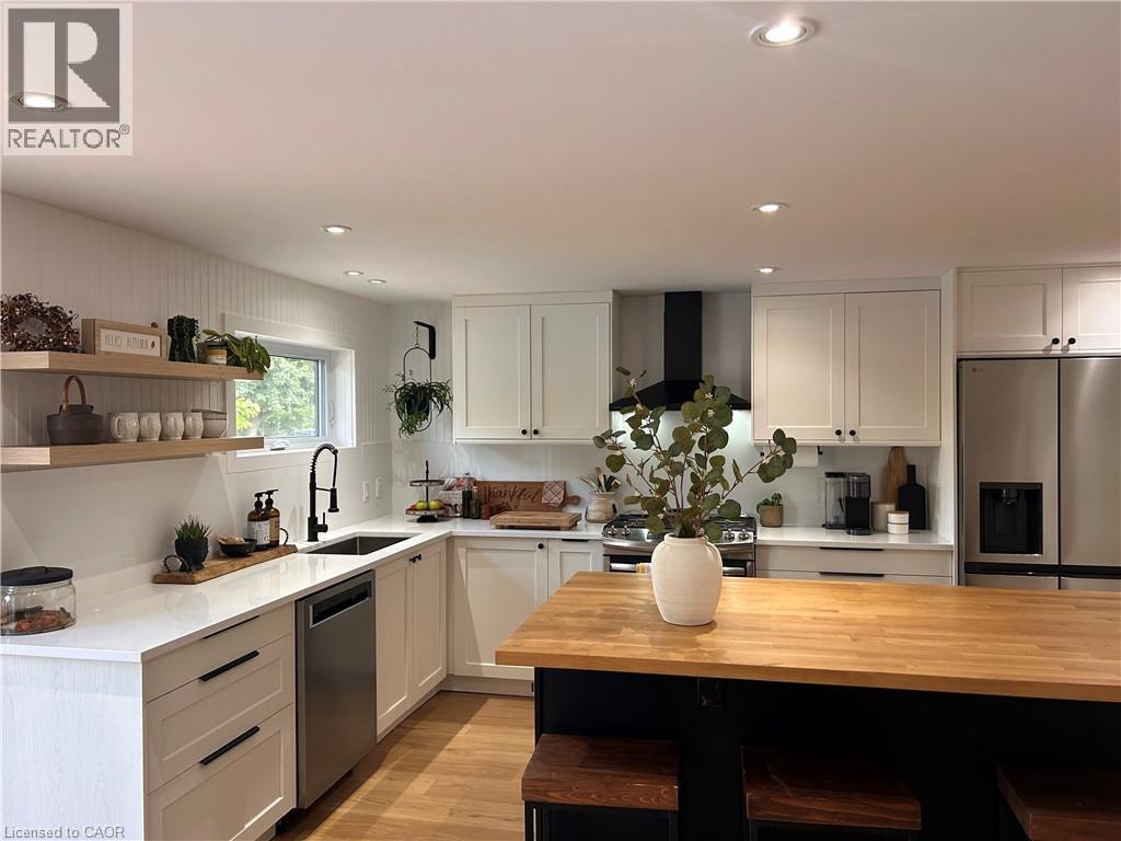 












657 WINDHAM ROAD 14

,
Simcoe,




Ontario
N3Y4K6

