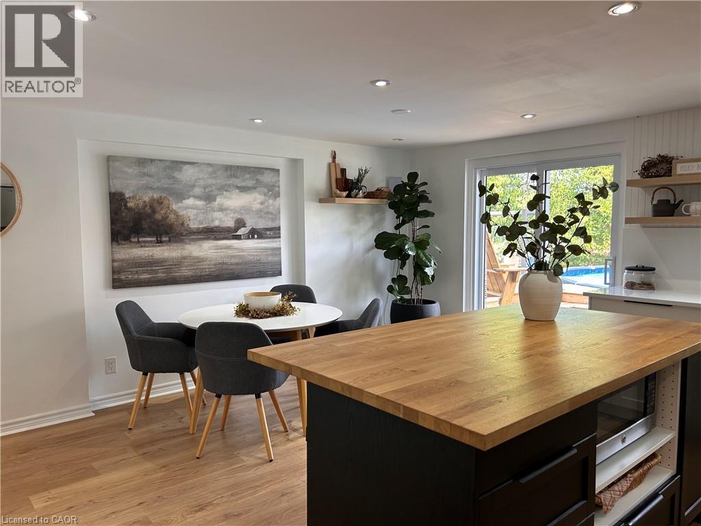 












657 WINDHAM ROAD 14

,
Simcoe,




Ontario
N3Y4K6

