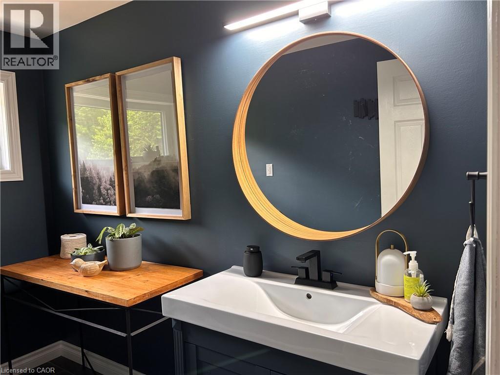 












657 WINDHAM ROAD 14

,
Simcoe,




Ontario
N3Y4K6

