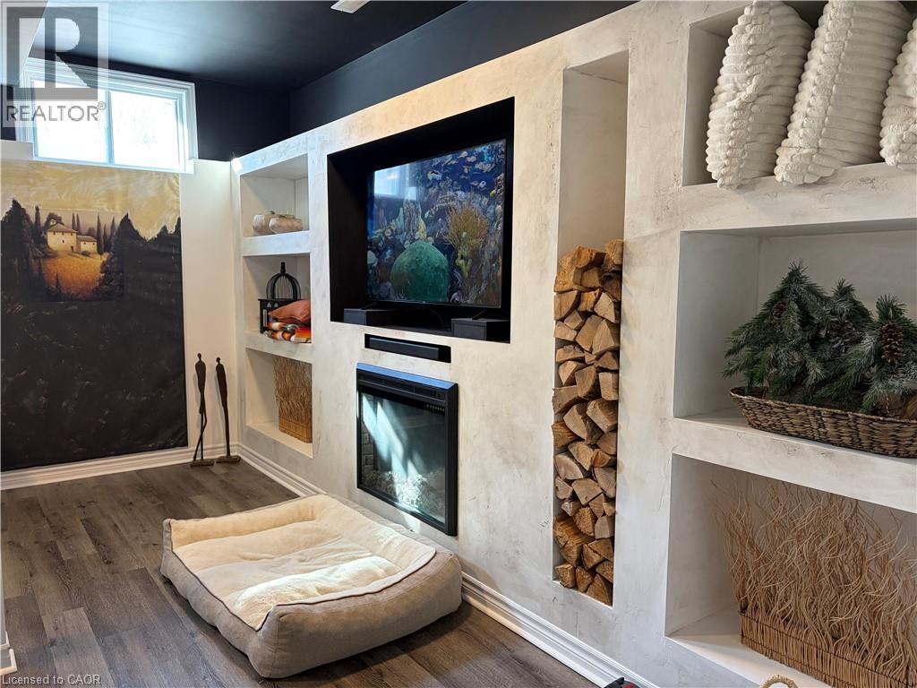 












657 WINDHAM ROAD 14

,
Simcoe,




Ontario
N3Y4K6

