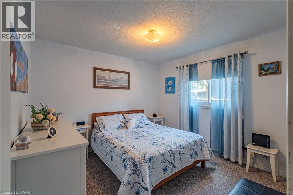 












26 DOUGLAS Avenue

,
Simcoe,




Ontario
N3Y4X4

