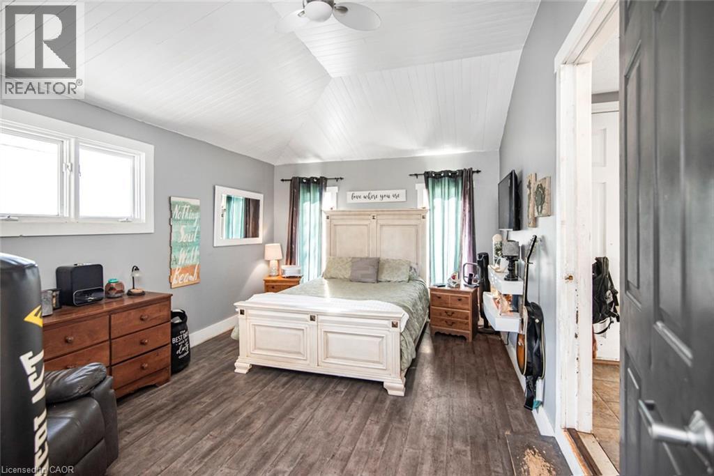 












171 KNEIDER Avenue

,
Dunnville,




Ontario
N1A1A6

