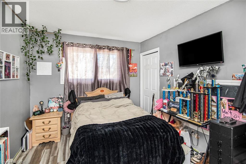 












171 KNEIDER Avenue

,
Dunnville,




Ontario
N1A1A6

