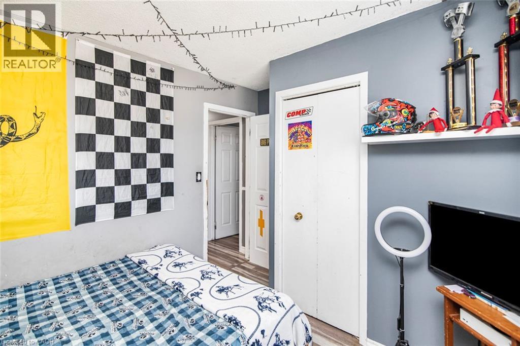 












171 KNEIDER Avenue

,
Dunnville,




Ontario
N1A1A6

