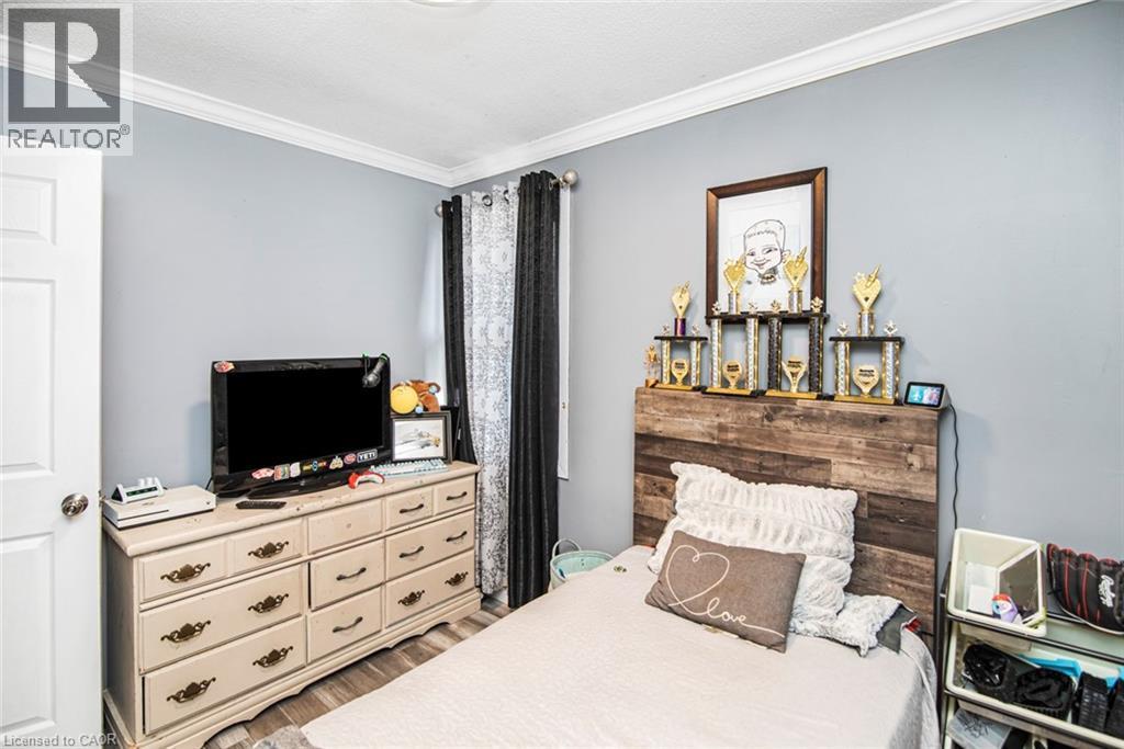 












171 KNEIDER Avenue

,
Dunnville,




Ontario
N1A1A6

