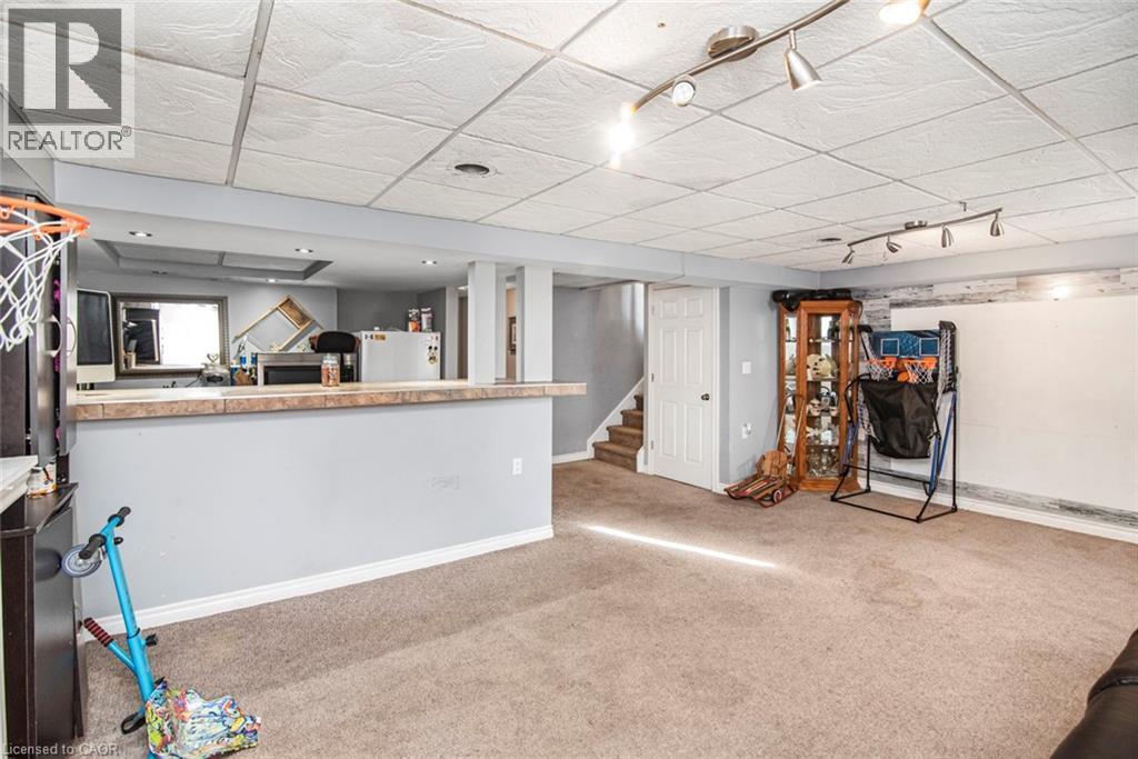 












171 KNEIDER Avenue

,
Dunnville,




Ontario
N1A1A6

