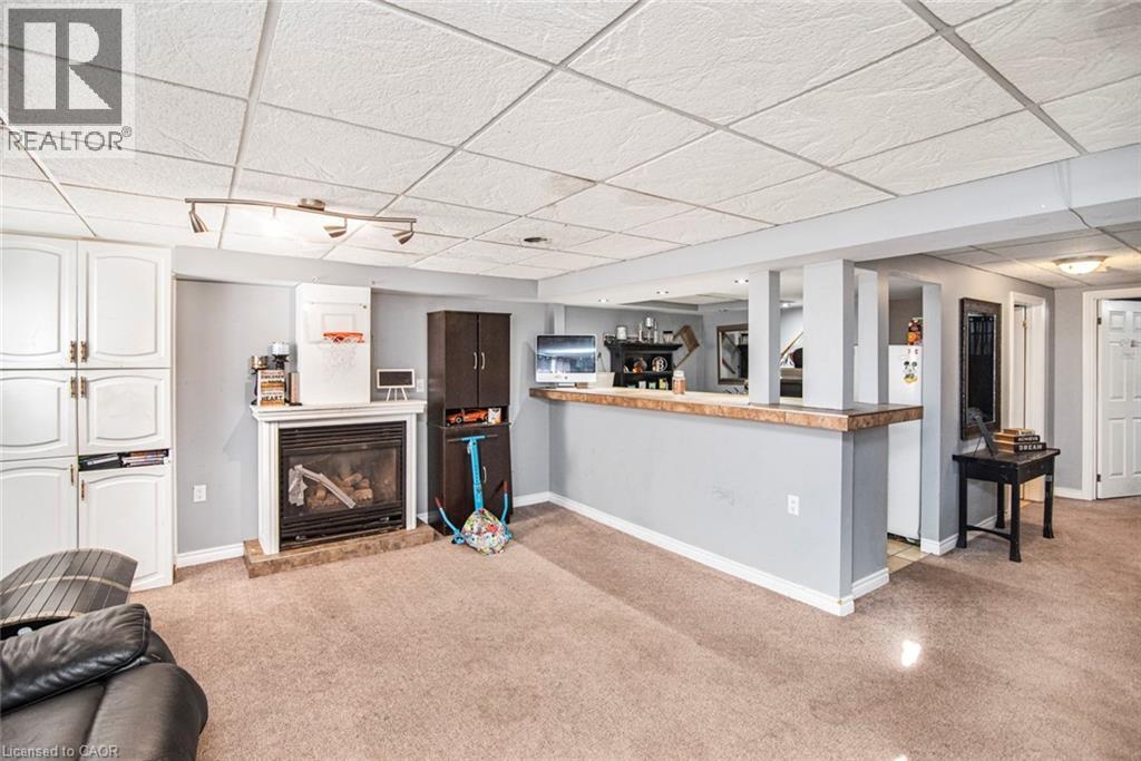 












171 KNEIDER Avenue

,
Dunnville,




Ontario
N1A1A6

